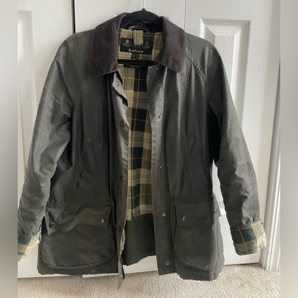 Women’s Barbour Beadnell Waxed Jacket in Sage